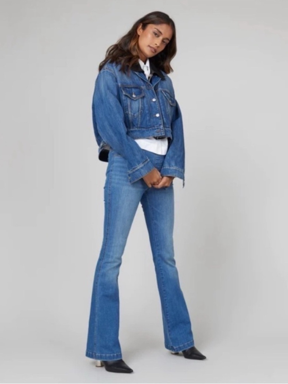 SPANX Jeans Flare Pull On in Vintage Indigo size XS